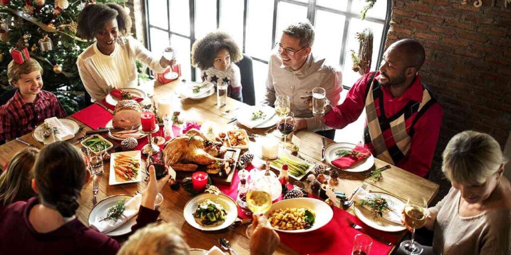 Come dimagrire durante le vacanze di Natale: prova questo metodo La regola del 5 o meglio dei 5 pasti, fa riferimento ad una tradizione