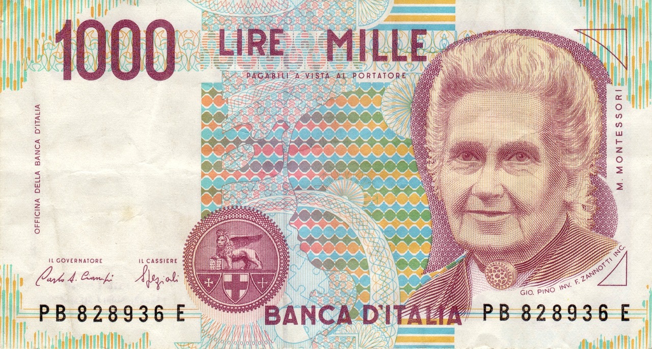 10 lire rare con particolare distintivo, oggetto di collezionismo e interesse tra appassionati.